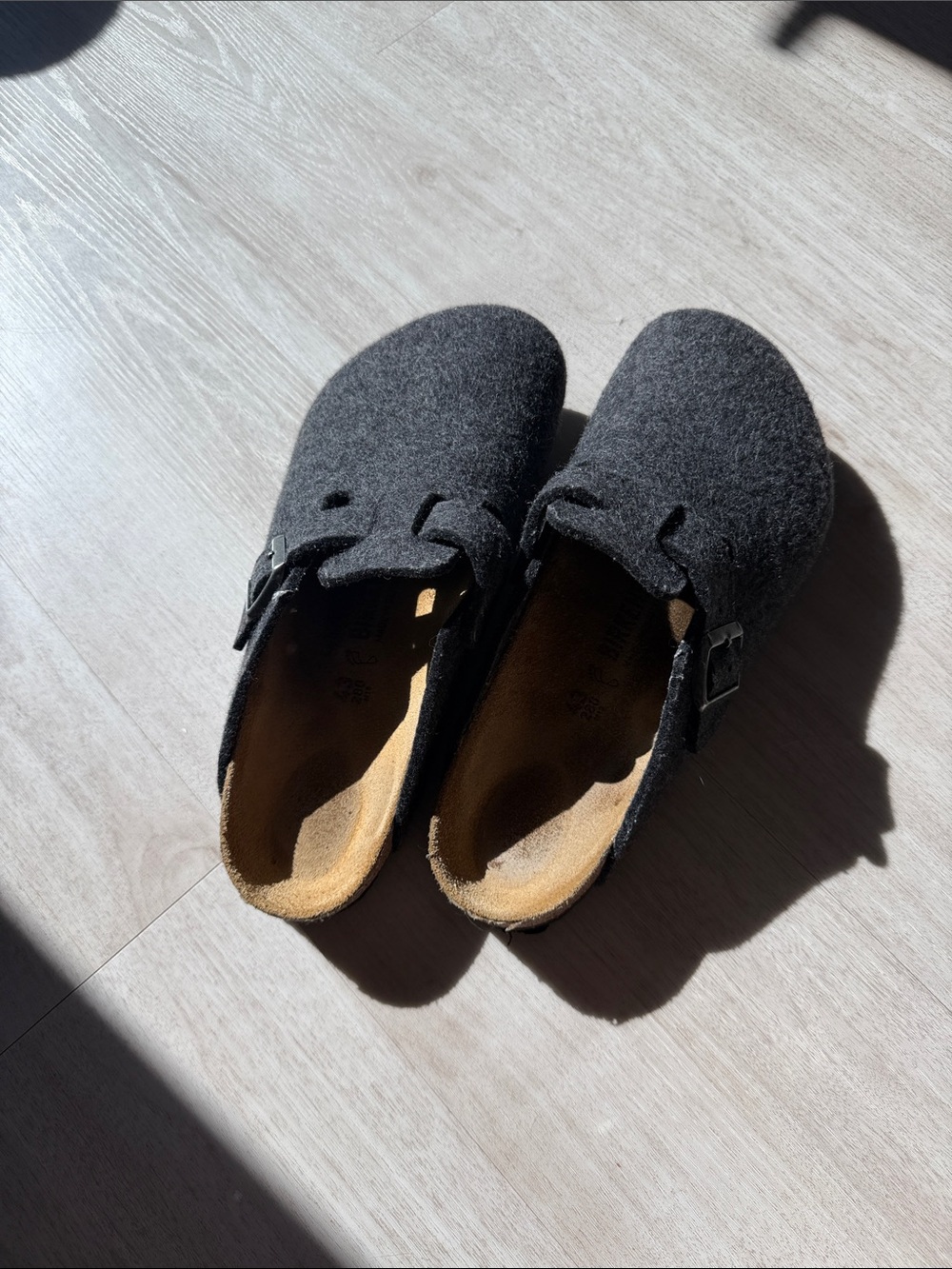 Men’s wool Slip-On Clog in Dark Gray